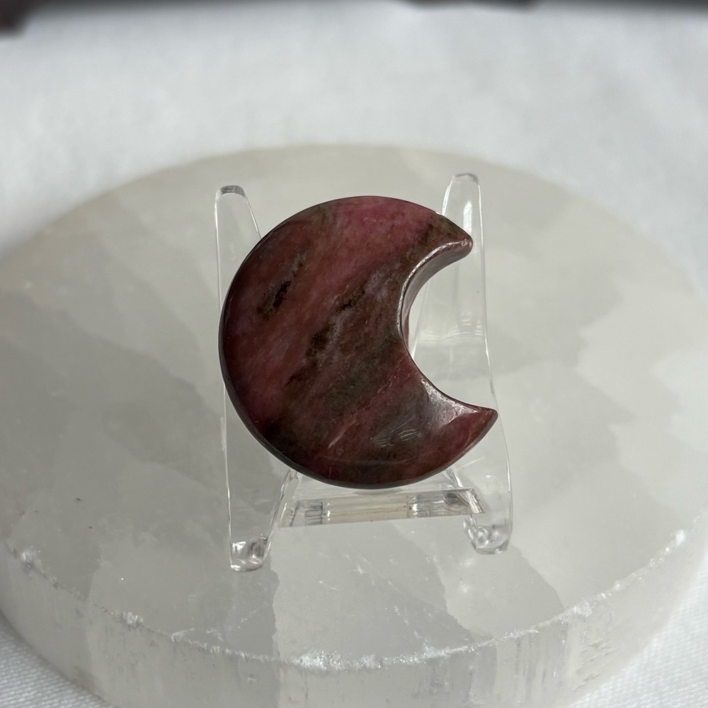 Rhodonite crystal moon carving